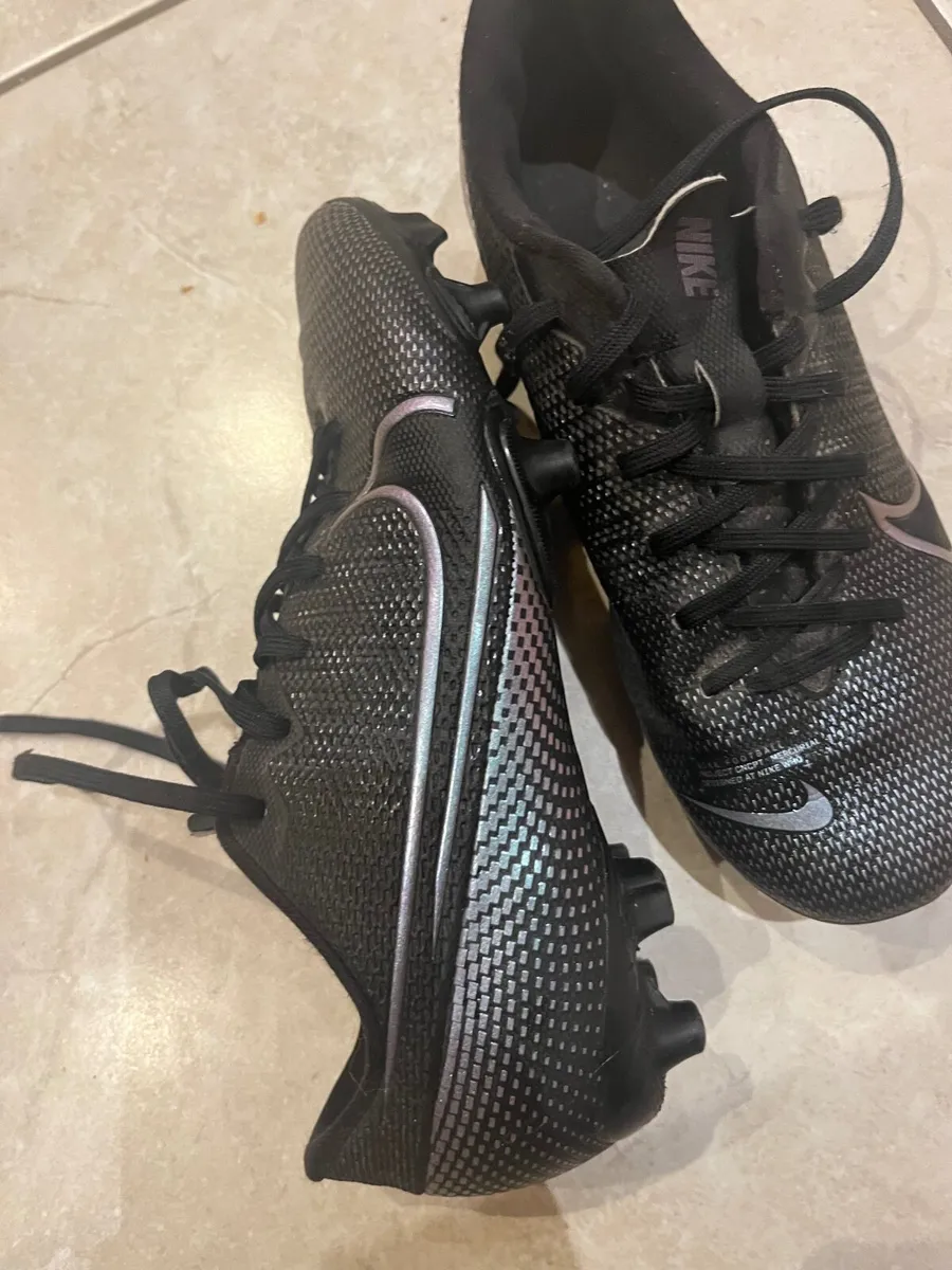 Nike soccer boots 4/37 - Image 3