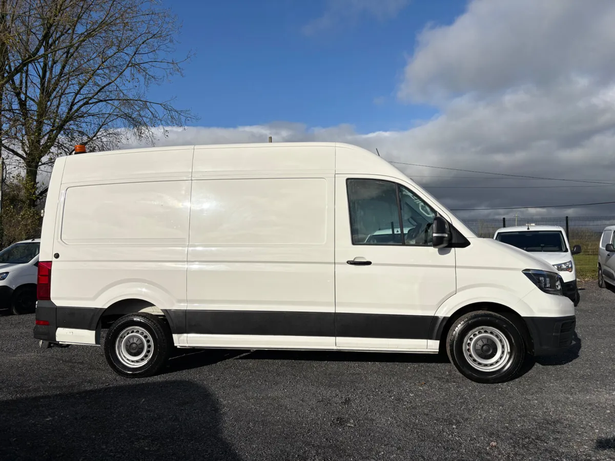 Volkswagen Crafter - Image 1