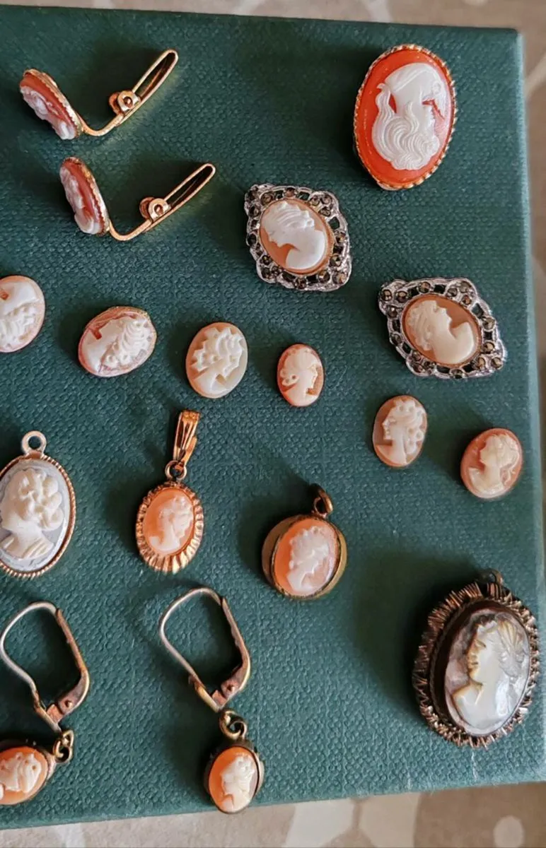 Vintage Cameo lot - Image 2