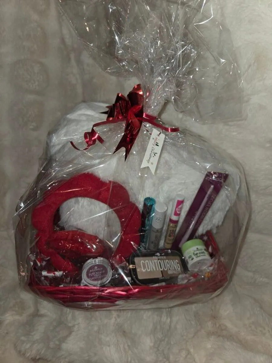 Makeup Hampers - Image 2