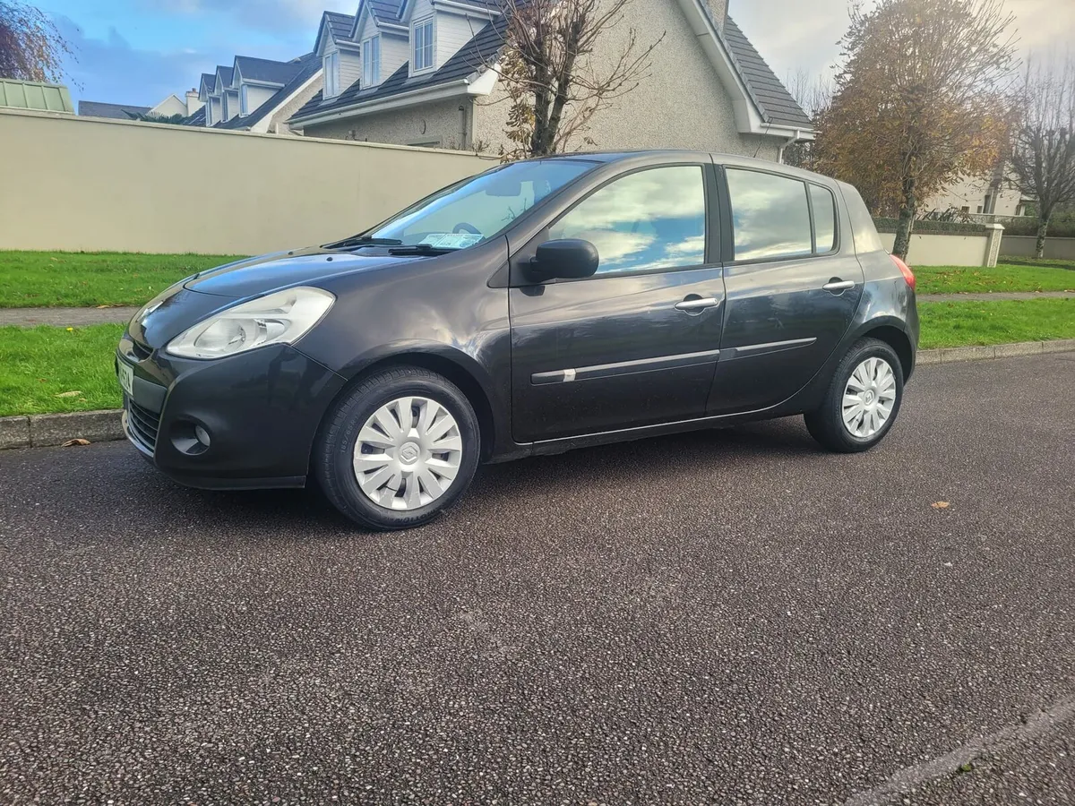 2011 RENAULT CLIO 1.5 DCI NEW NCT LOW MILES TAXED. - Image 3