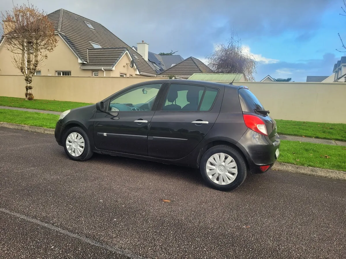 2011 RENAULT CLIO 1.5 DCI NEW NCT LOW MILES TAXED. - Image 4