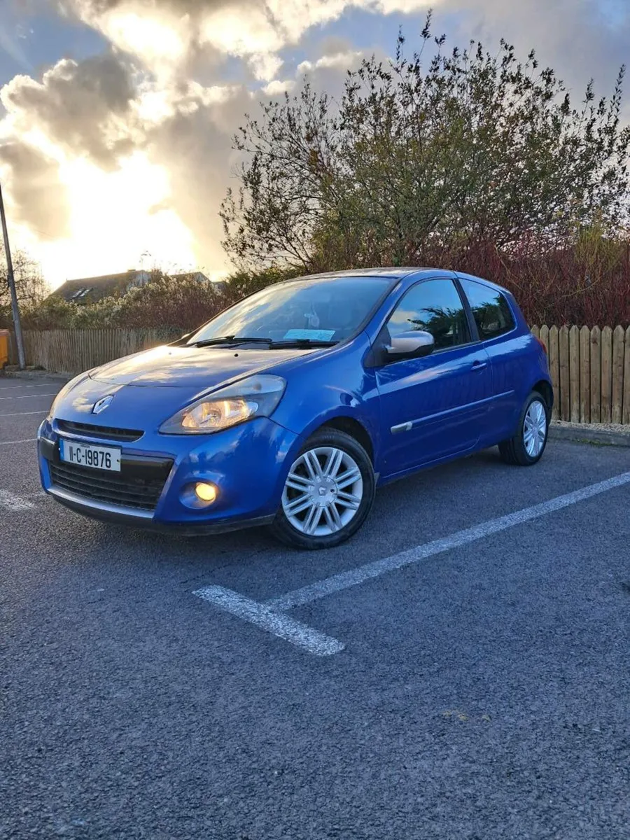 11 clio nct&tax tom tom - Image 3