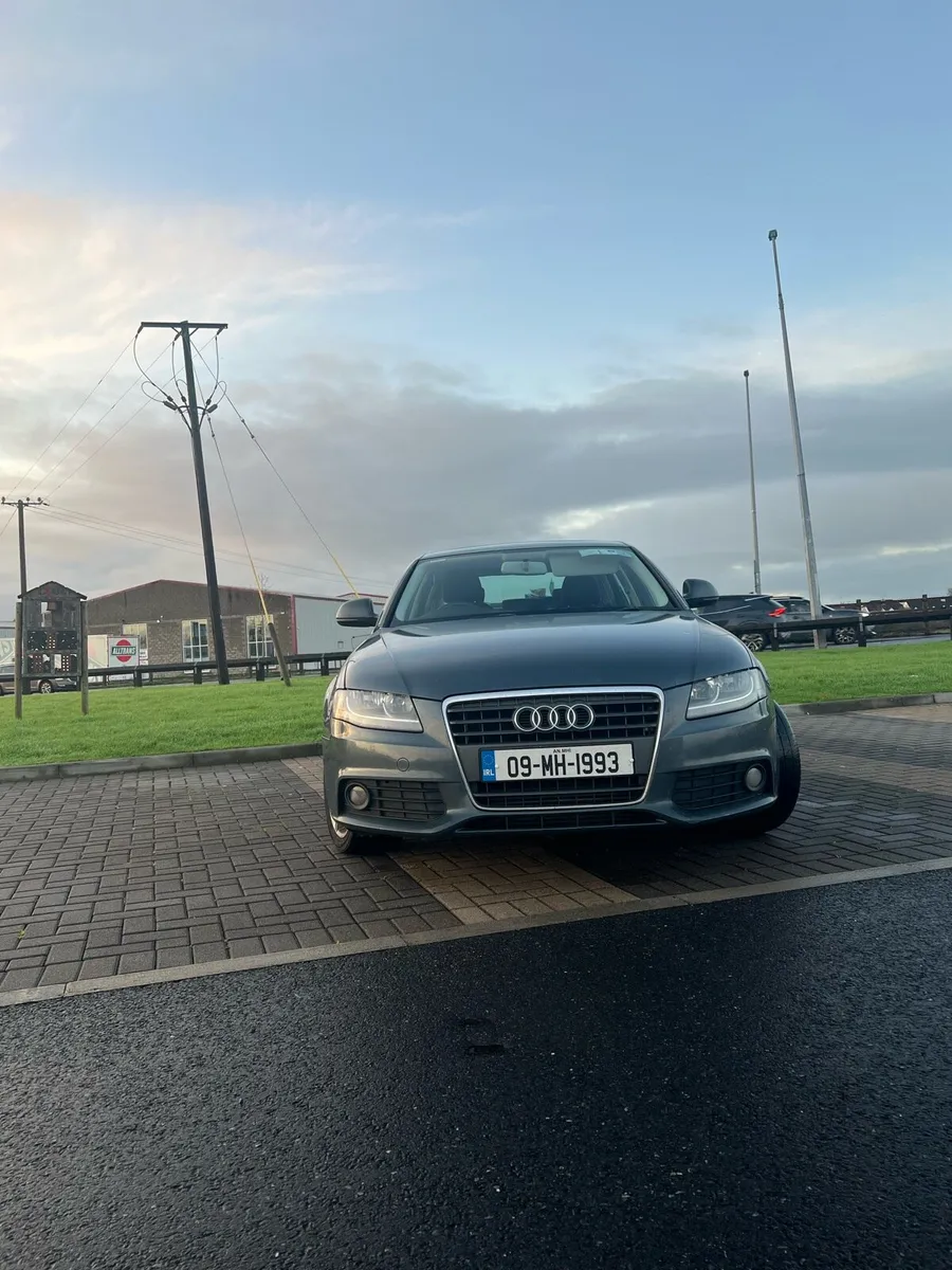 2009 Audi A4 – Excellent Condition - Image 3