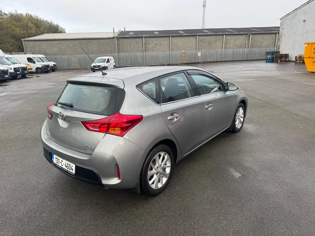 2013 Toyota Auris d4d automatic - Image 2
