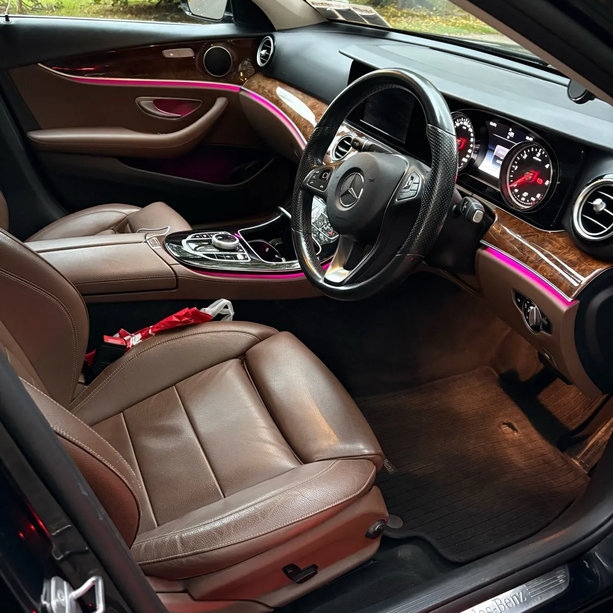 Mercedes E220d Avantgarde FSH - Image 2