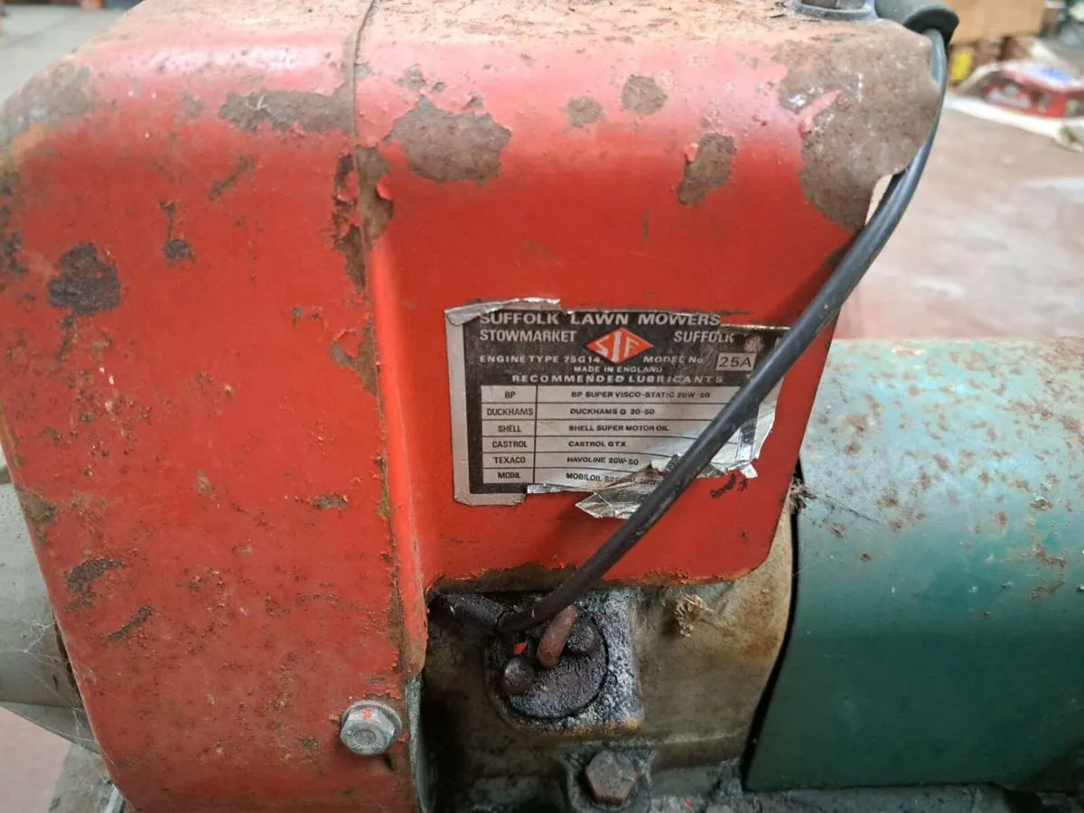 Vintage Lawnmowers - Image 3