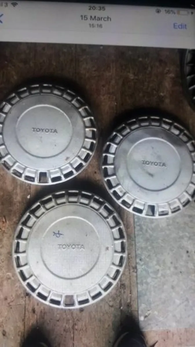 3 x Genuine Toyota 14'' Hub Caps - Image 2