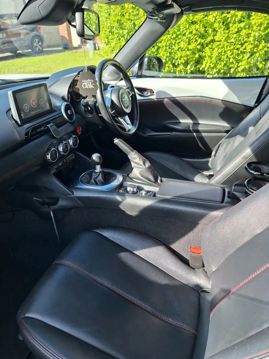 Mazda MX-5 | 1.5 | LOW MILAGE - Image 4