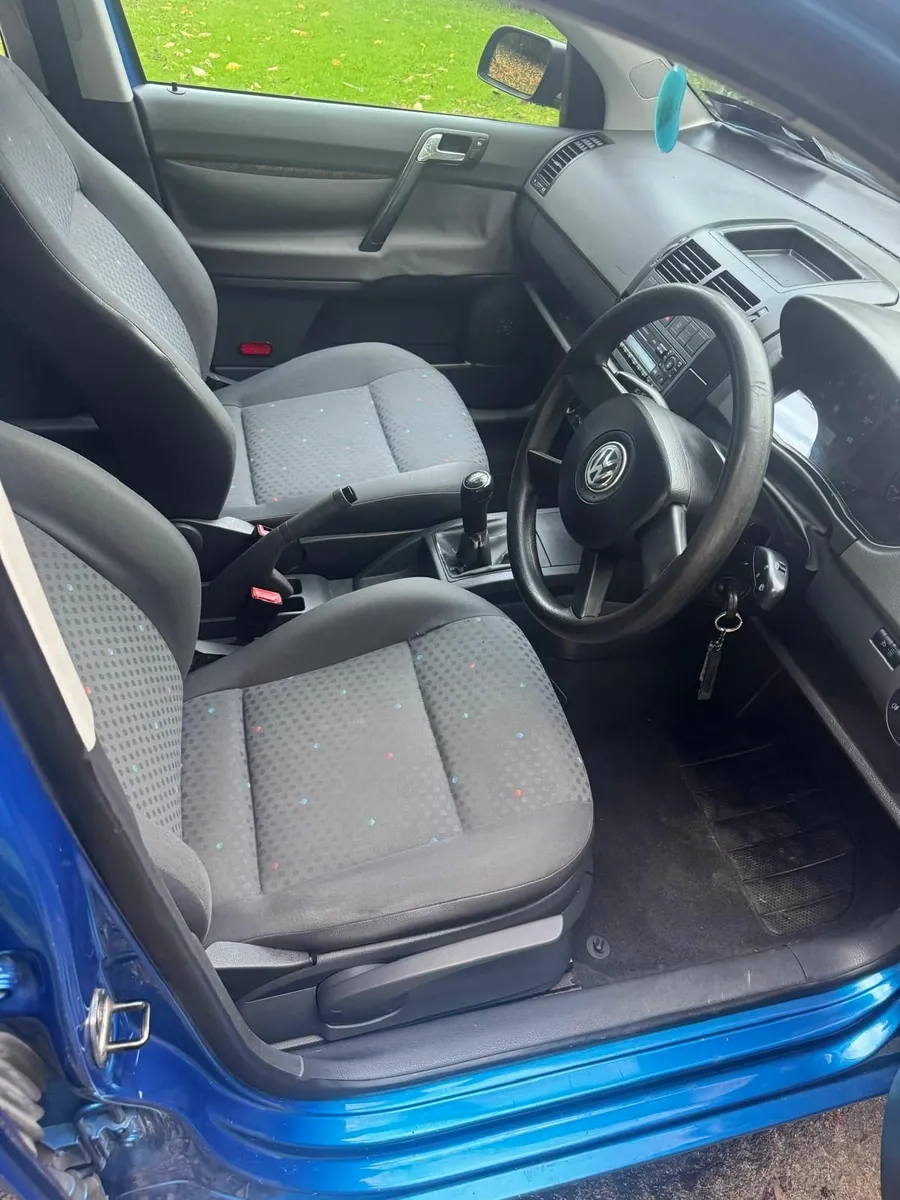 Volkswagen Polo 2004 - Image 3
