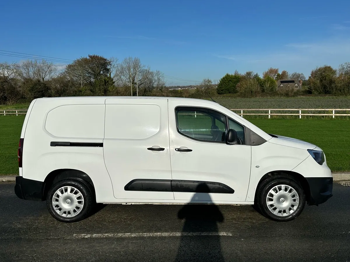 Opel Combo 2021 DOE 06/26 - Image 3