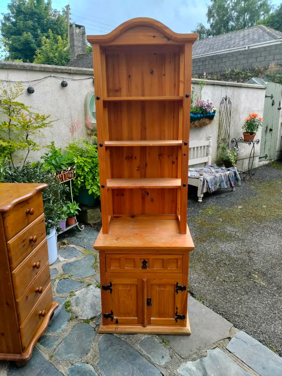 Pine display cabinet. - Image 1