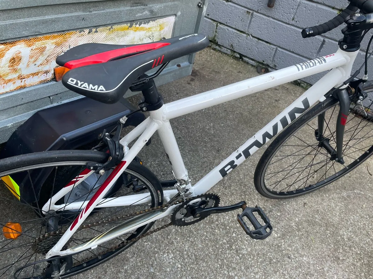 B’Twin Racer Bike - Image 3