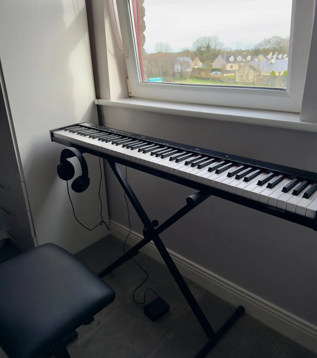 Digital Keyboard Piano, with Bluetooth, Stand Pack - Image 2