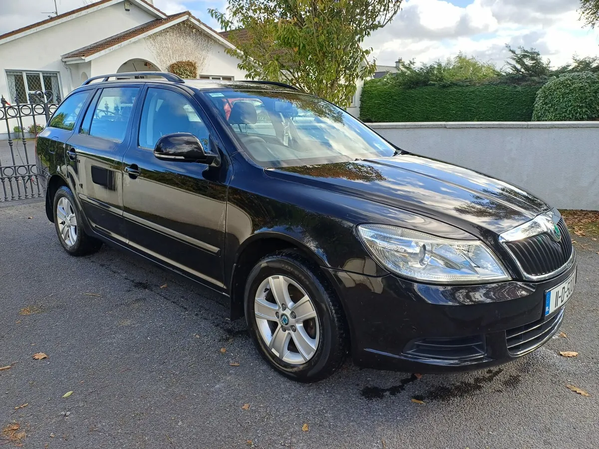 11 Octavia Estate New Nct 09/26 - Image 1