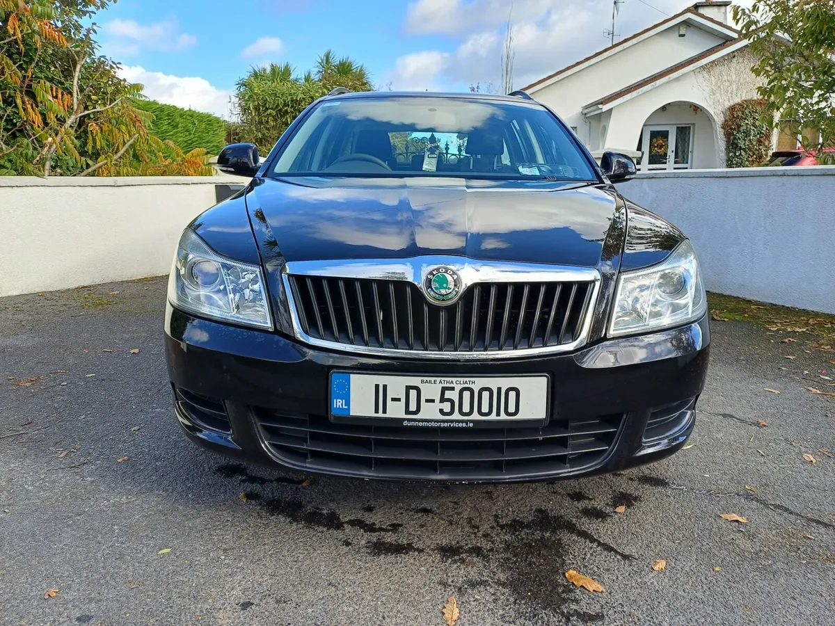 11 Octavia Estate New Nct 09/26 - Image 3