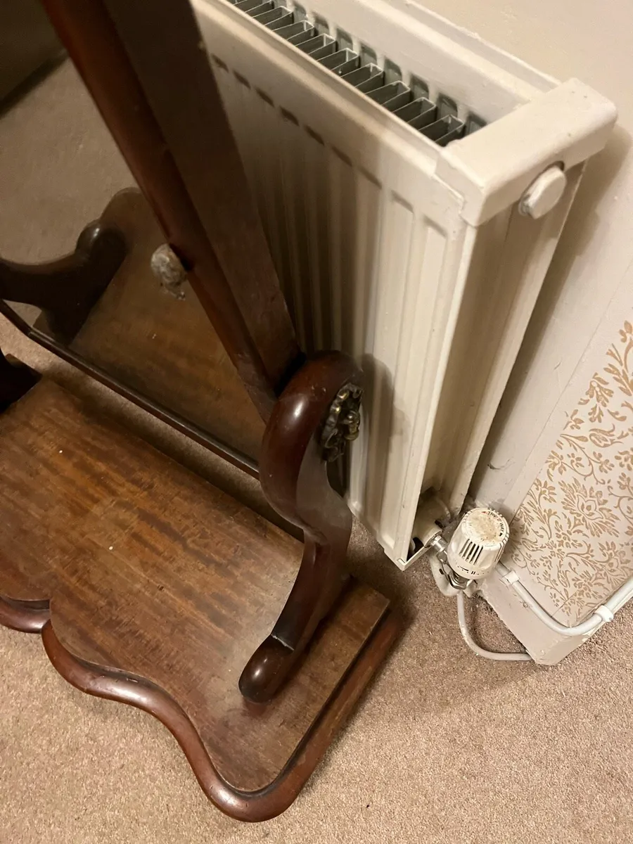 Antiques mirrors to clear - Image 4