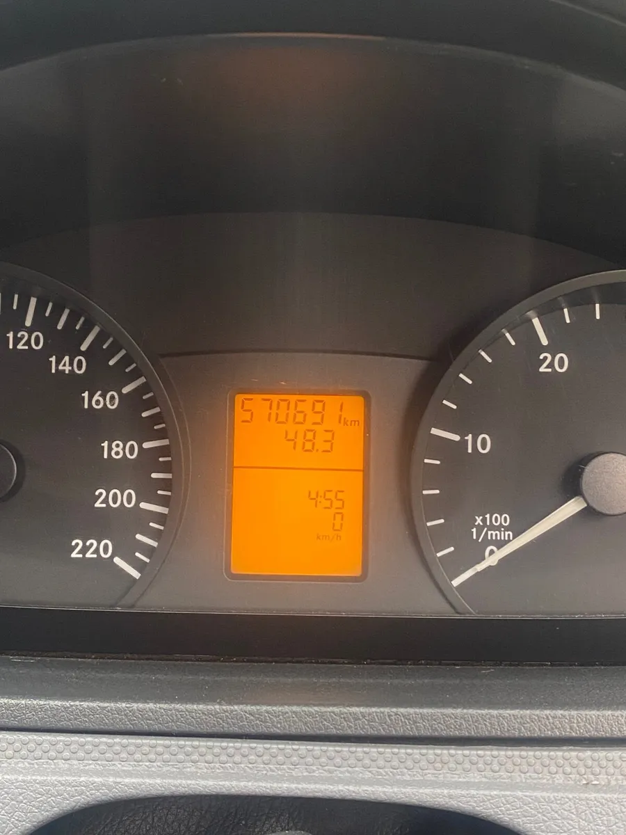 Mercedes-Benz Vito 2008 - Image 2