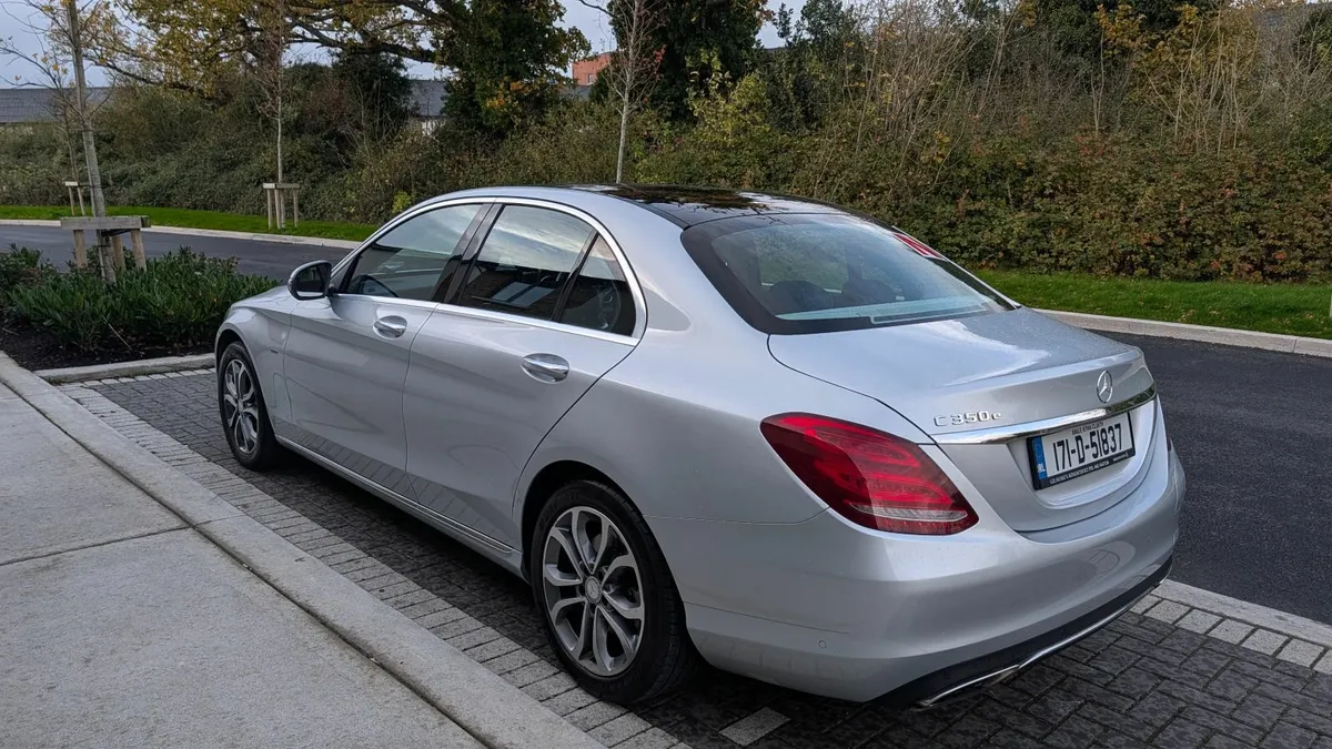Mercedes-Benz C-Class 2017 - Image 4