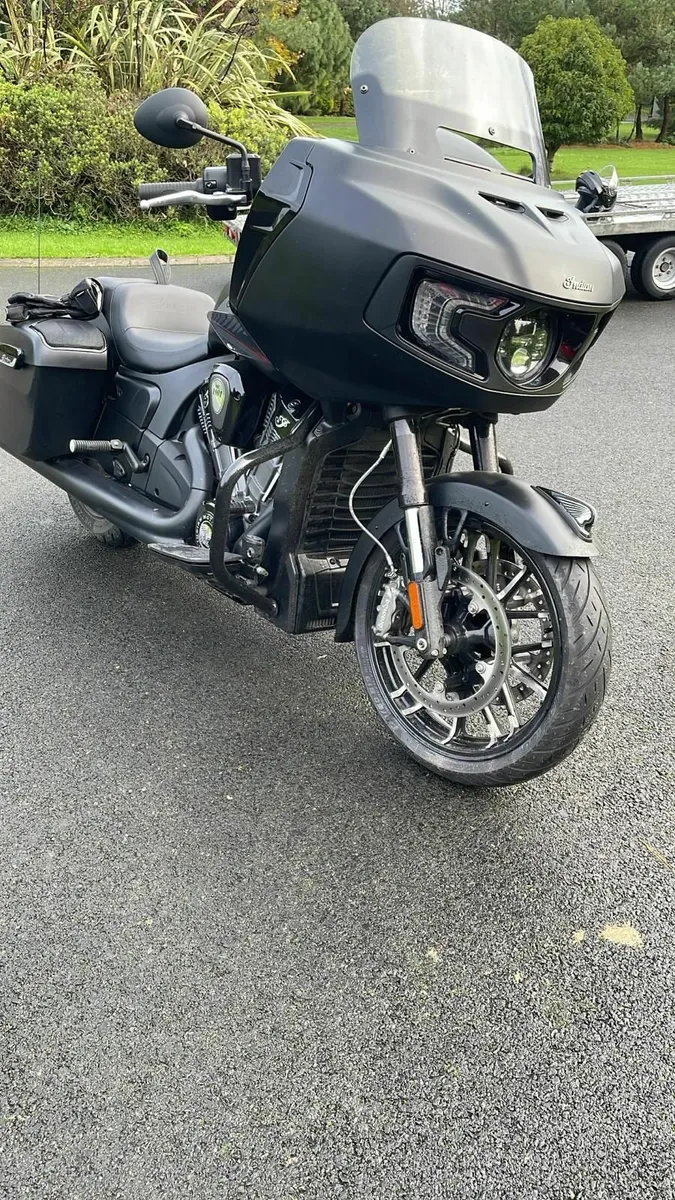 2024 Indian Challenger Dark Horse motorcycle - Image 4