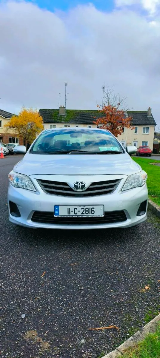 Toyota Corolla 2011 - Image 2