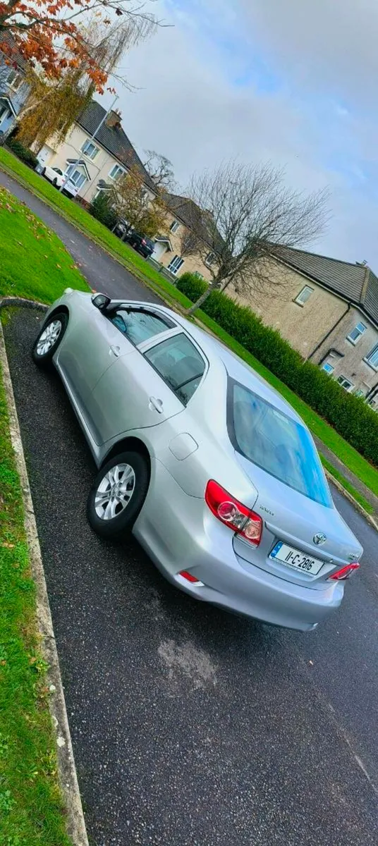 Toyota Corolla 2011 - Image 4