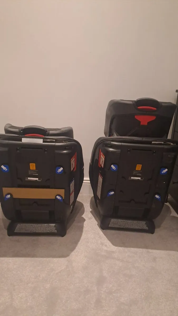 Car seats - Image 2