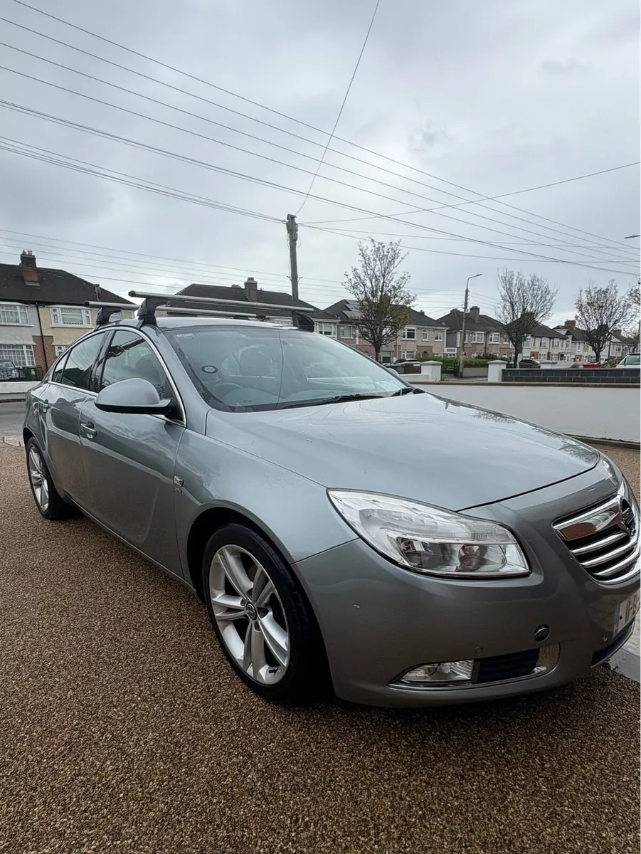 2011 Vauxhall Insignia 2.0 Cdti SRI *Low Mileage* - Image 1