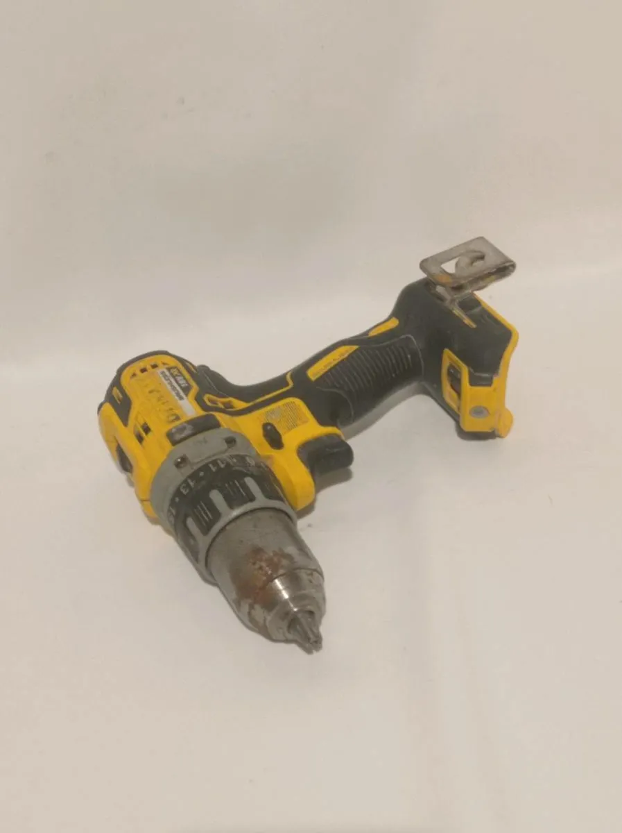 DeWalt 18v Brushless Drill - Image 2