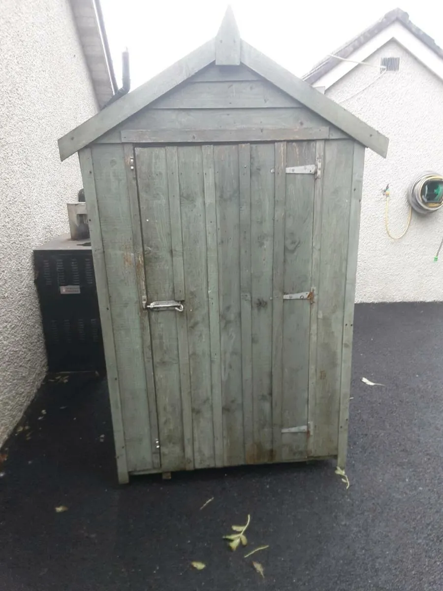 Timber shed - Image 1