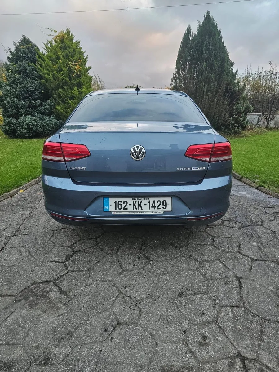 Volkswagen Passat 2016 - Image 3