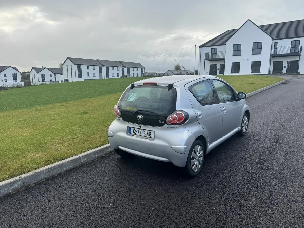 Toyota Aygo 2012 - Image 4