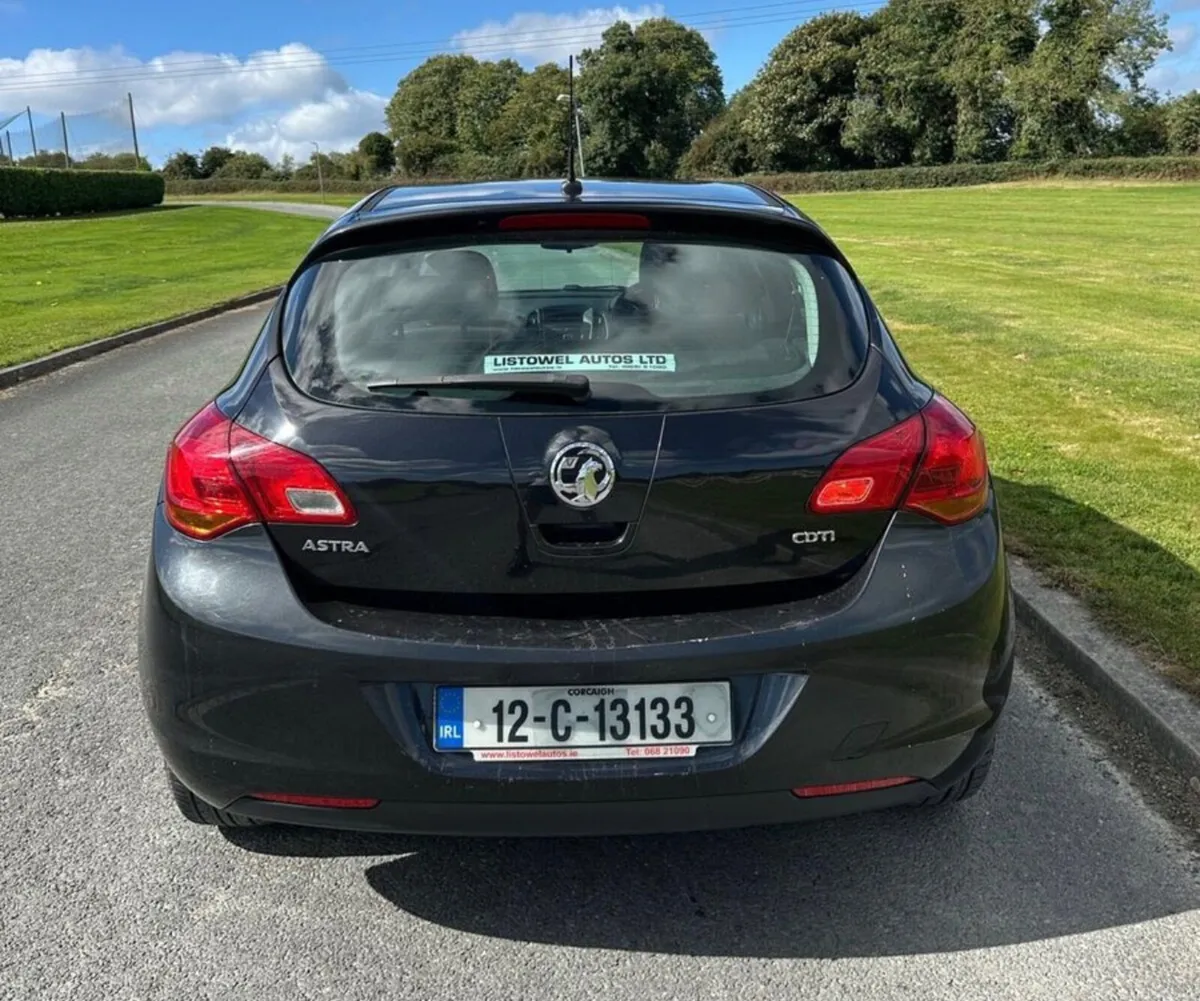 Opel Astra 2012 Nct 7/2026 - Image 4
