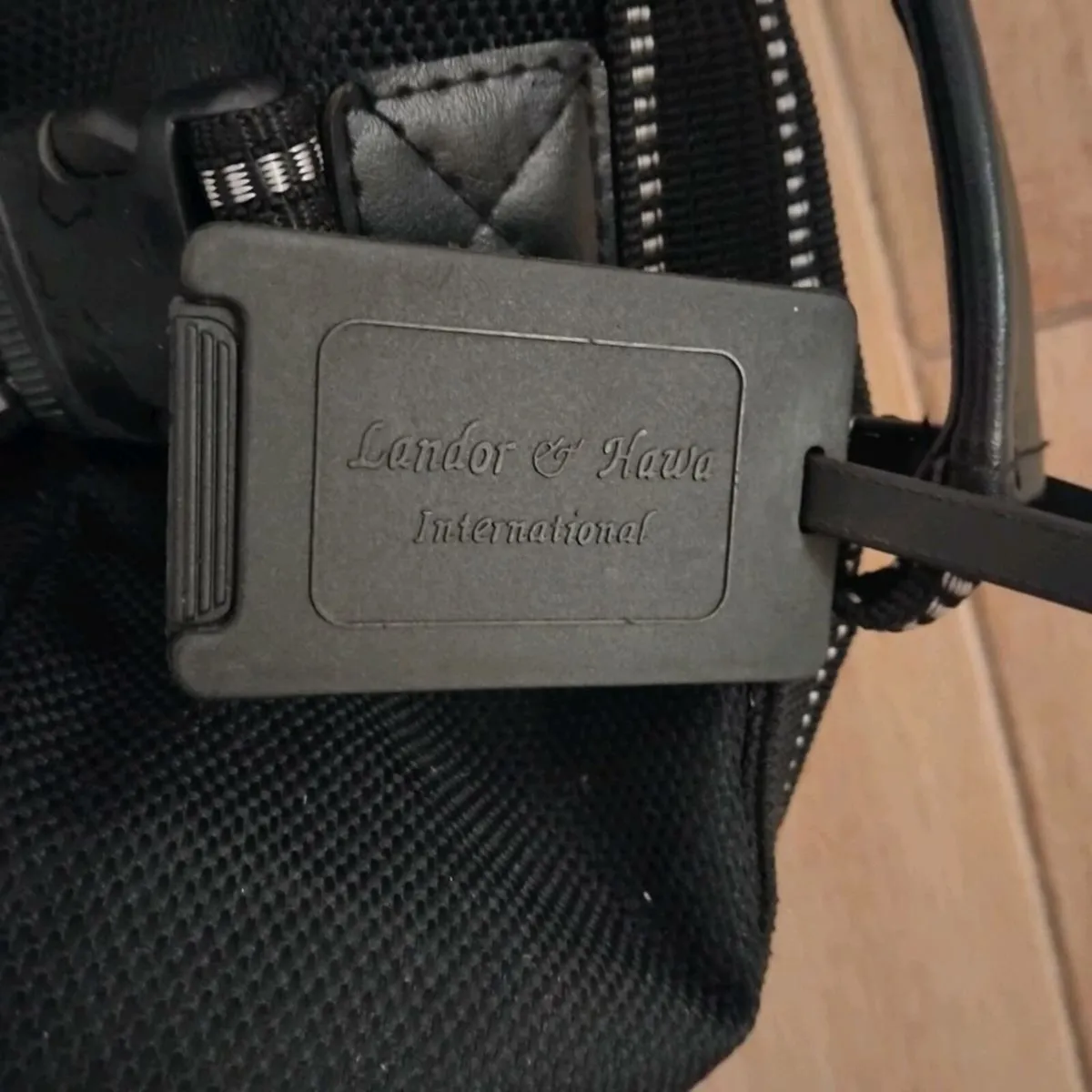 Luggage bag - Image 4