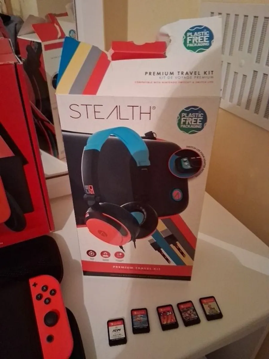 Nintendo Switch - Image 4