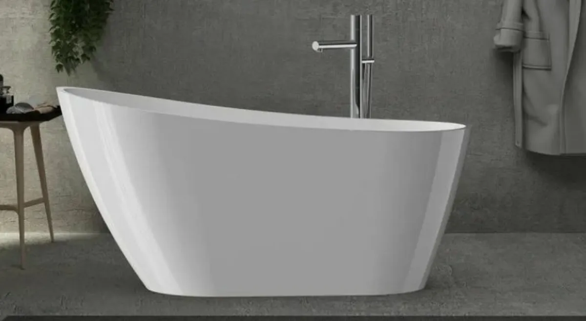 Bathshack BLACK NOVEMBER Designer Slipper Bath - Image 2