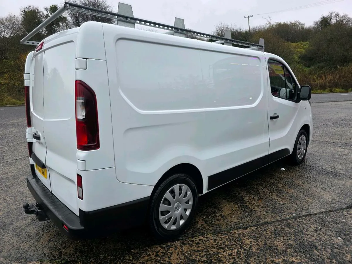 2019 renault trafic 1.6 turbo diesel lovely van - Image 4