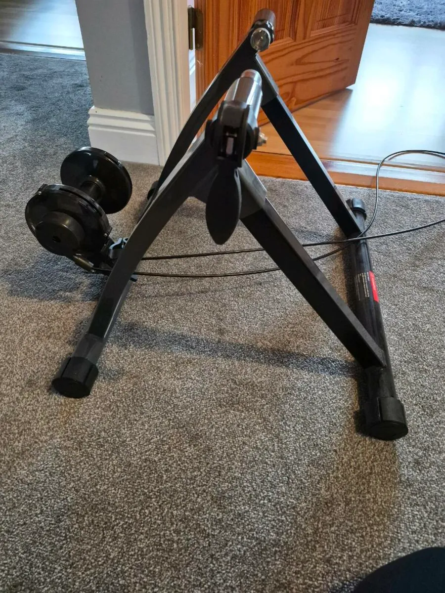 Indoor bike trainer - Image 2