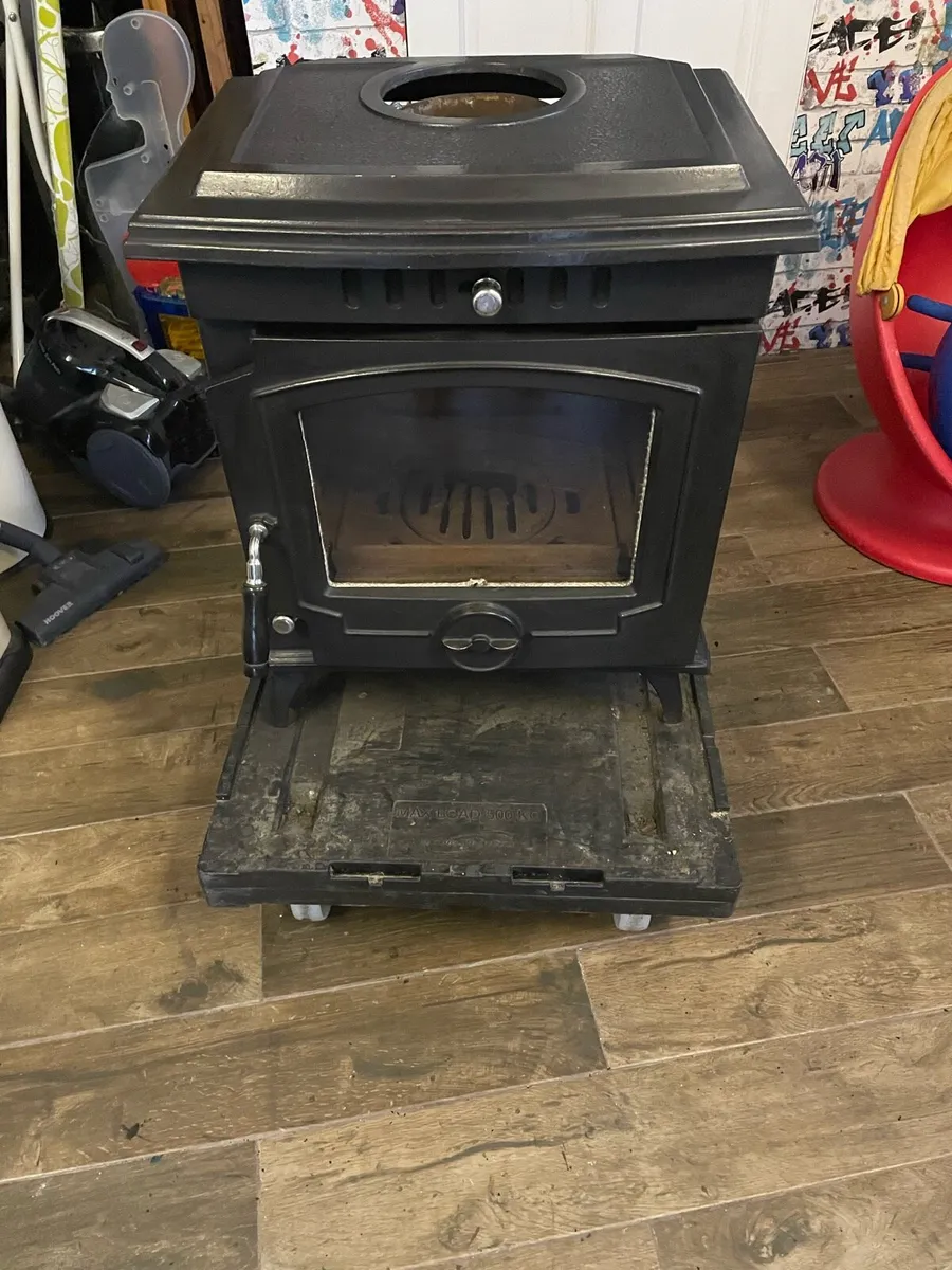 Stove - Image 1