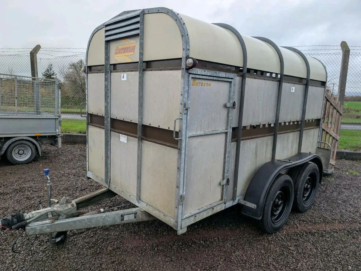 Cattle trailer - Image 1