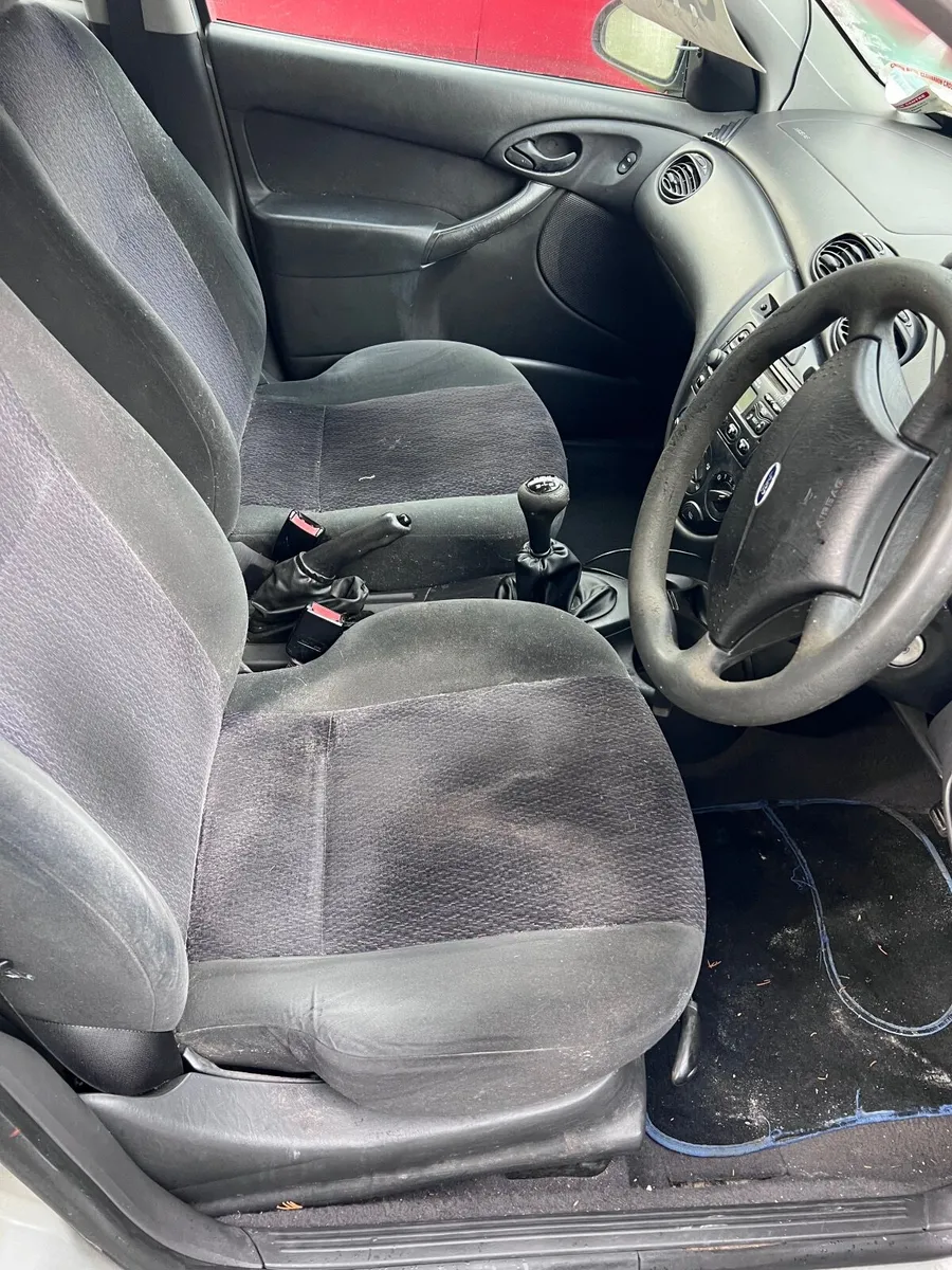 1999 Ford Focus - Image 3