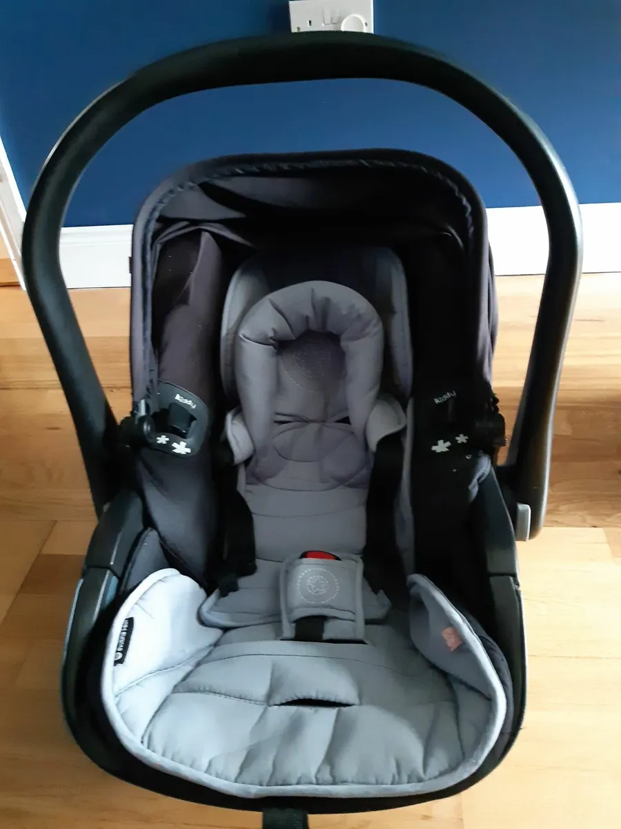 Uppa Baby Travel System, I kiddy Car Seat - Image 4