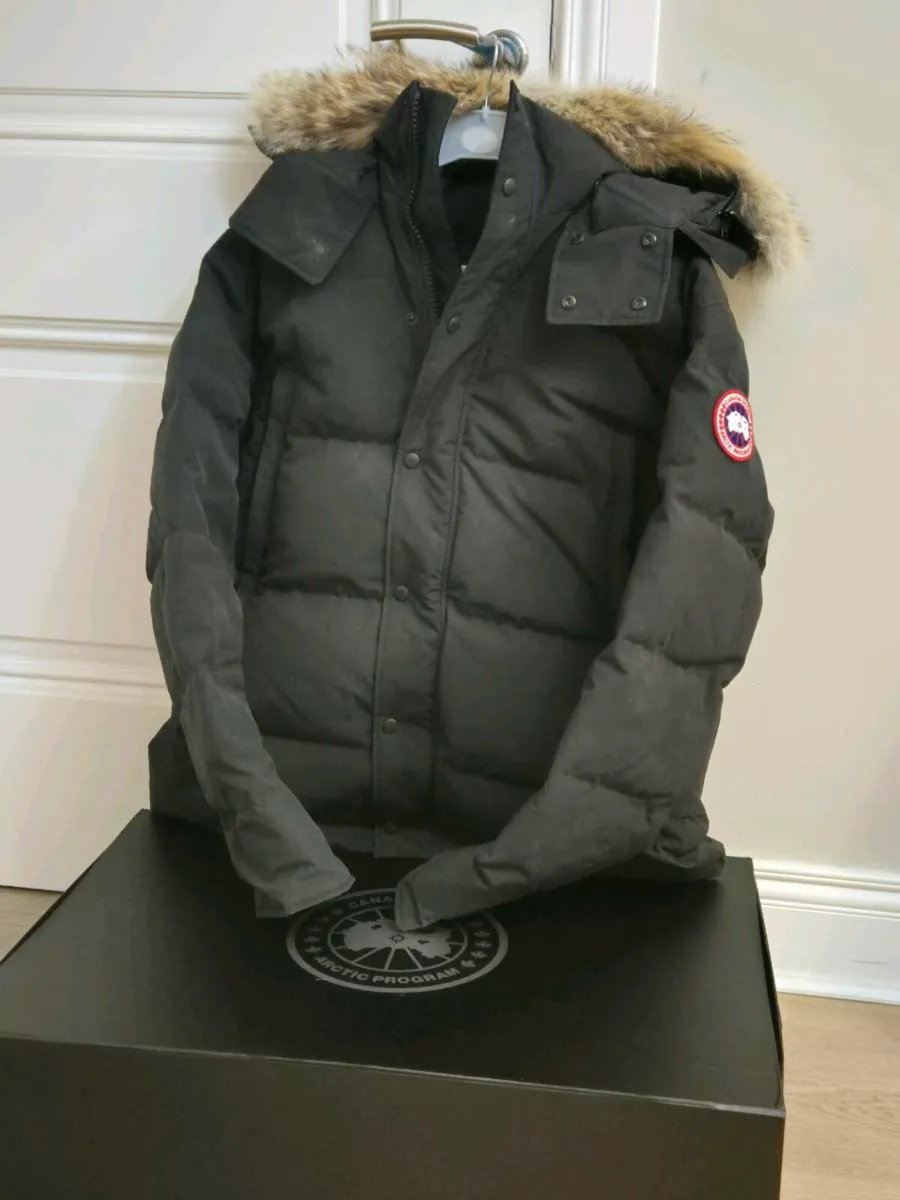 Canada goose coat - Image 1