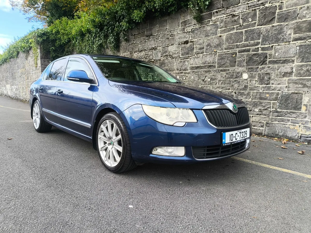 10 Skoda superb 2.0 diesel Automatic - Image 2