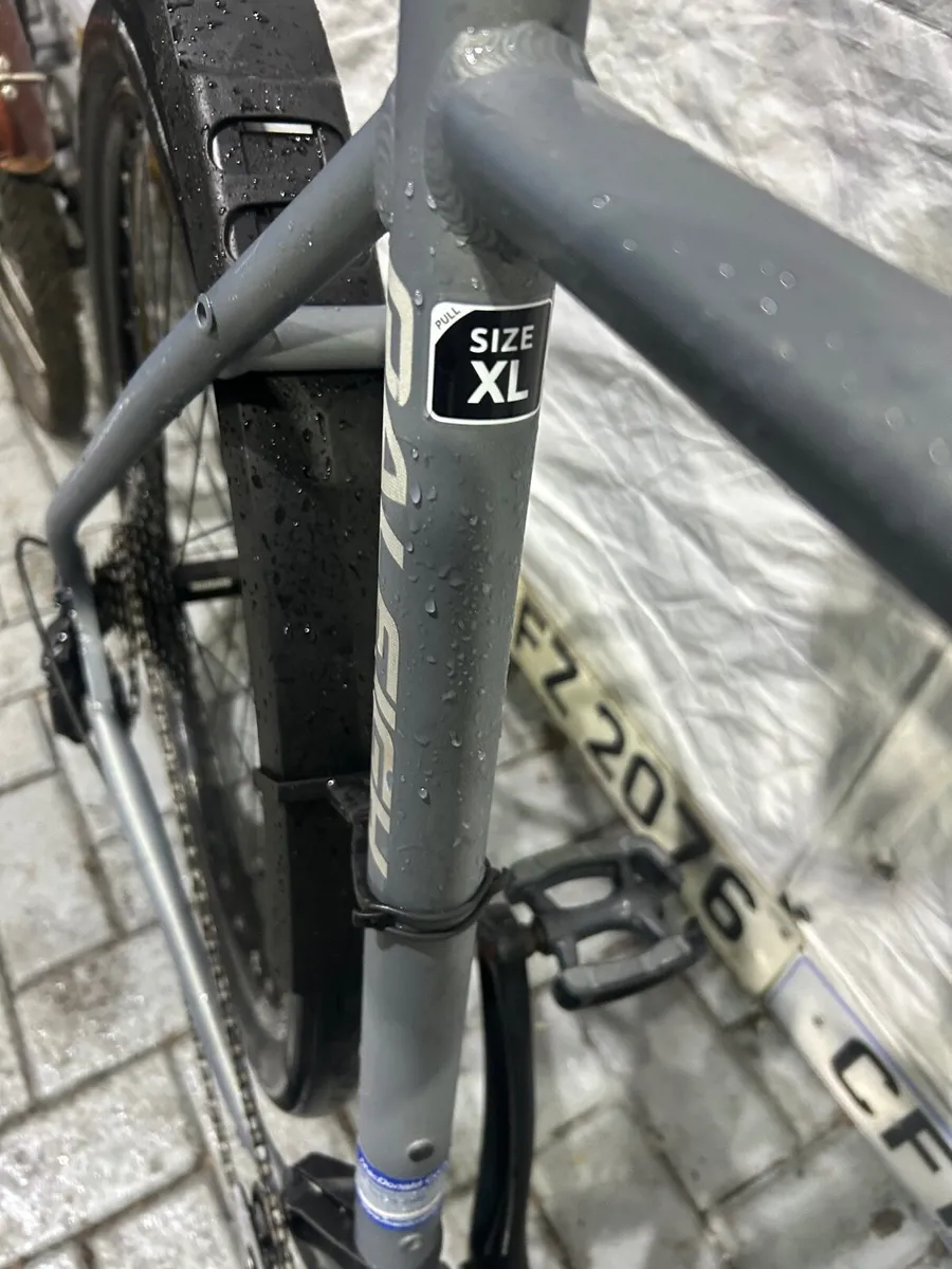 Raleigh hybrid bike❗️Open 7 days of the week ❗️ - Image 2