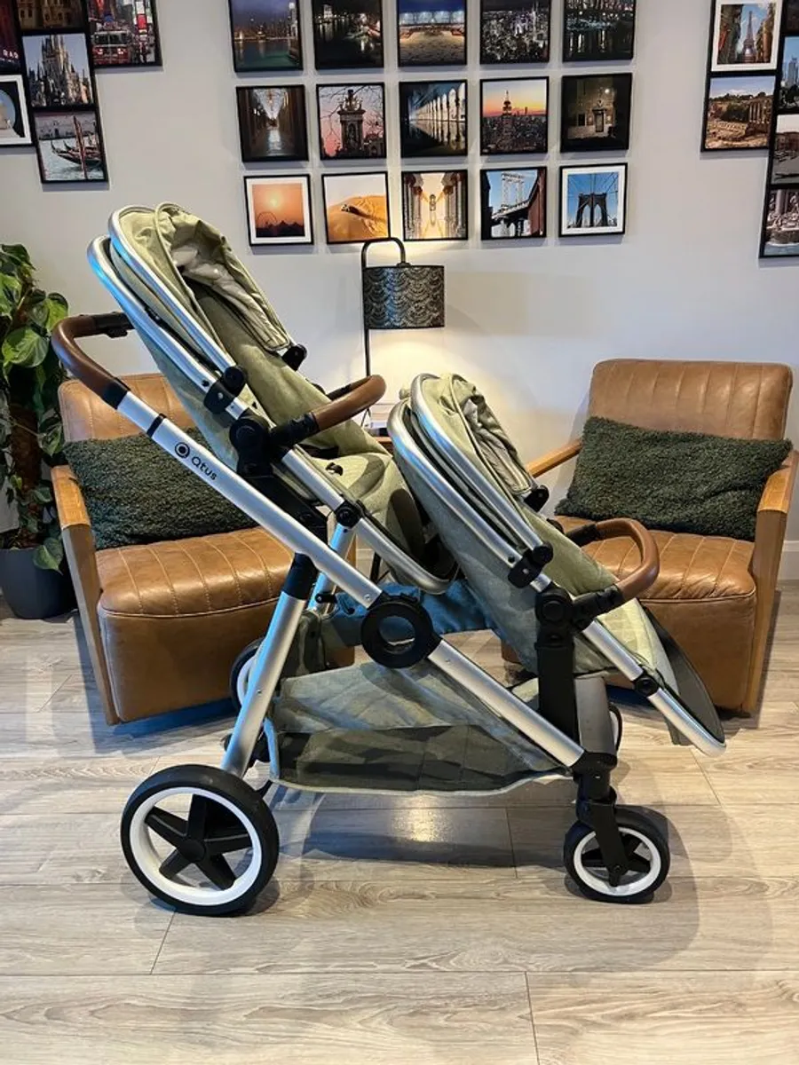 Double buggy - Image 1