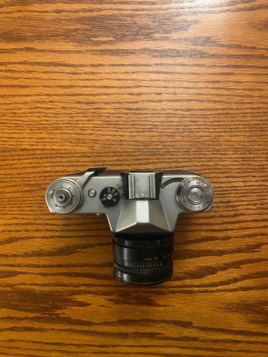 Vintage Zenit E 35mm Film Camera with Helios 44-2 - Image 4