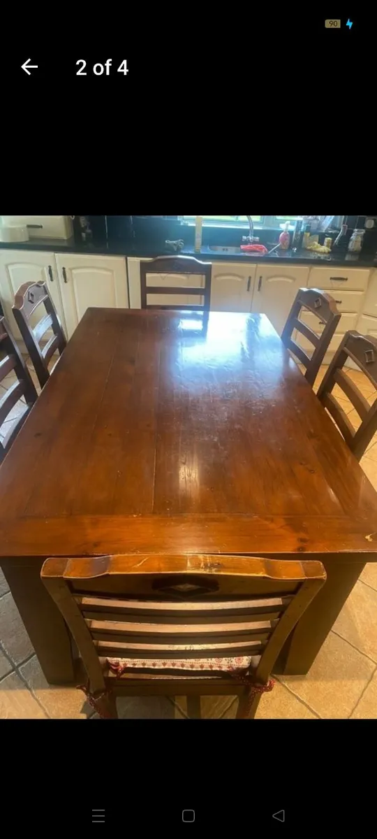 Dinning table - Image 1
