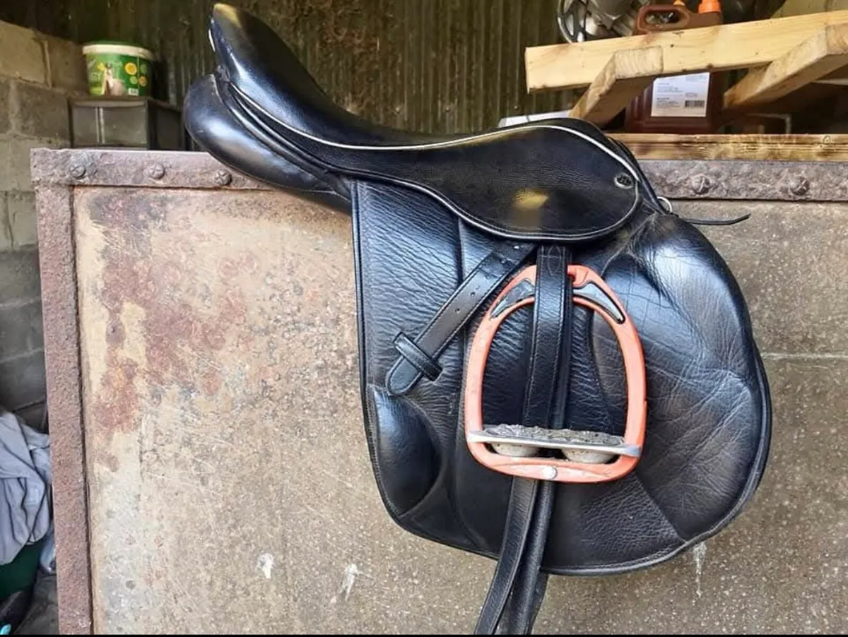 17.5 monoflap saddle - Image 1