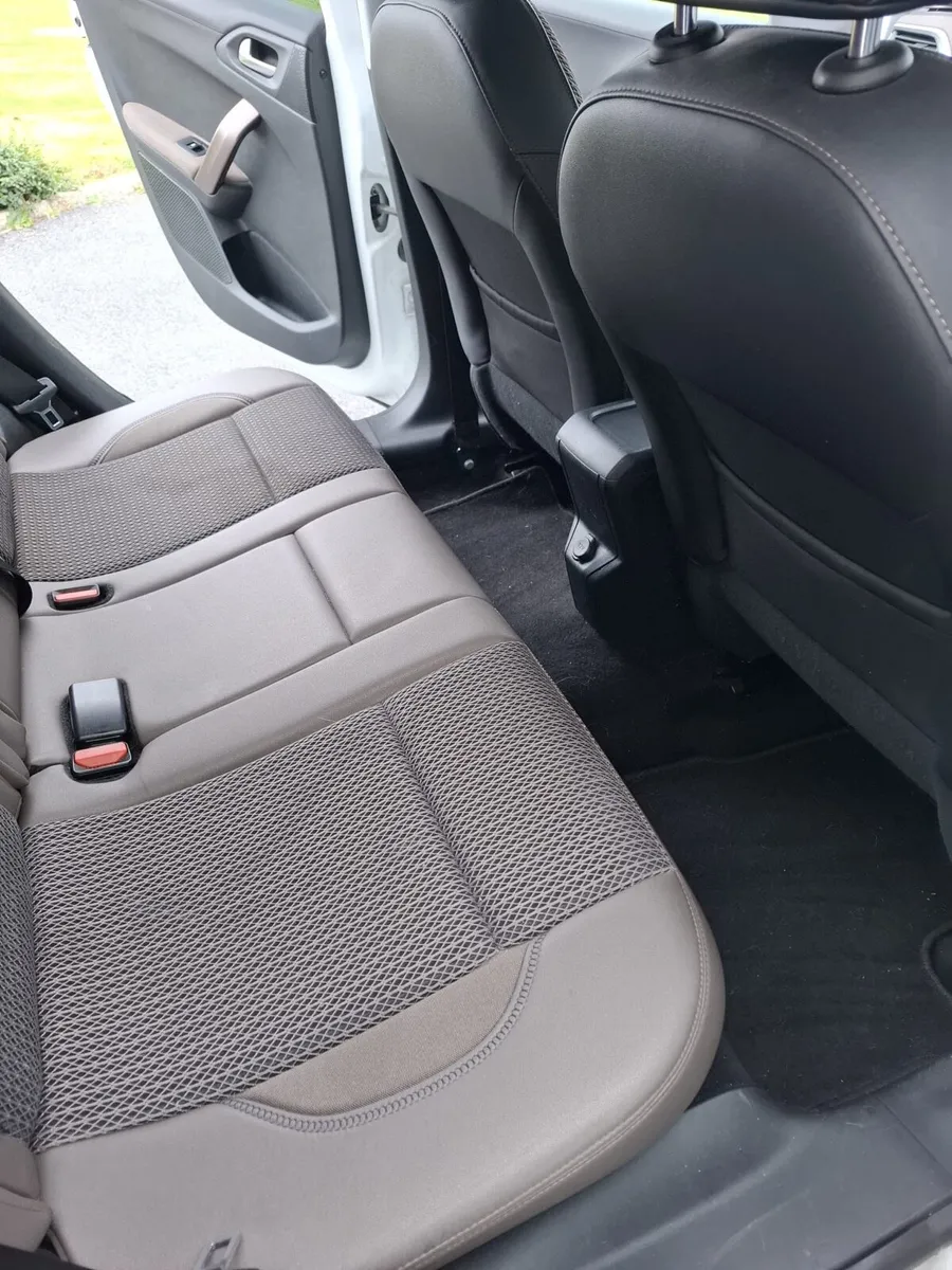 151 Peugeot 2008 Automatic - Image 4